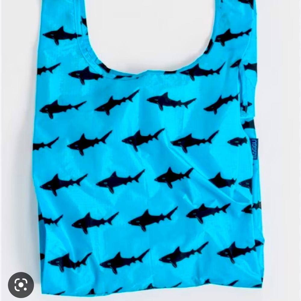 ISO Shark print